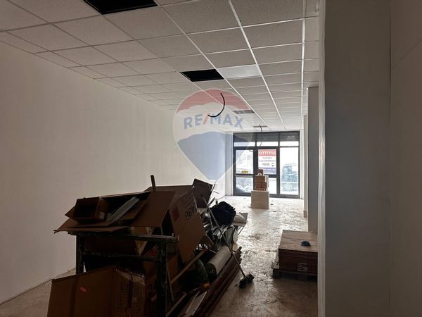 Locale Commerciale Centro, Benevento, BN Affitto