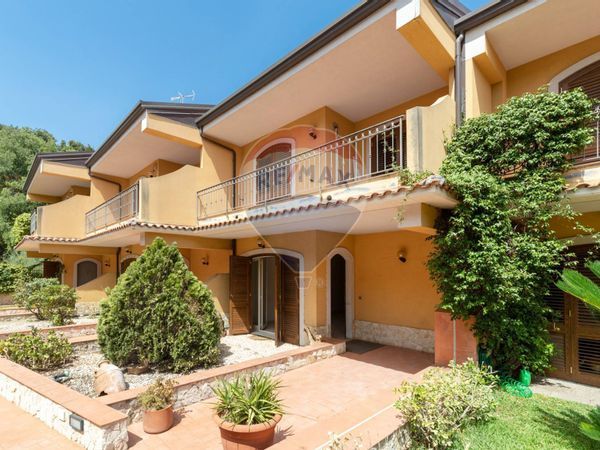 Villa a schiera Tremestieri Etneo, CT Vendita