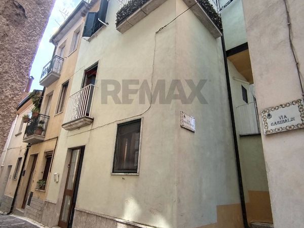 Casa Semindipendente San Lupo, BN Vendita