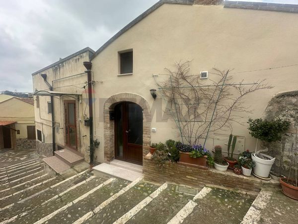 Appartamento Ferrandina, MT Vendita