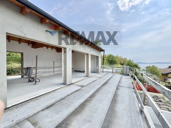 Villa singola Suna, Verbania, VB Vendita