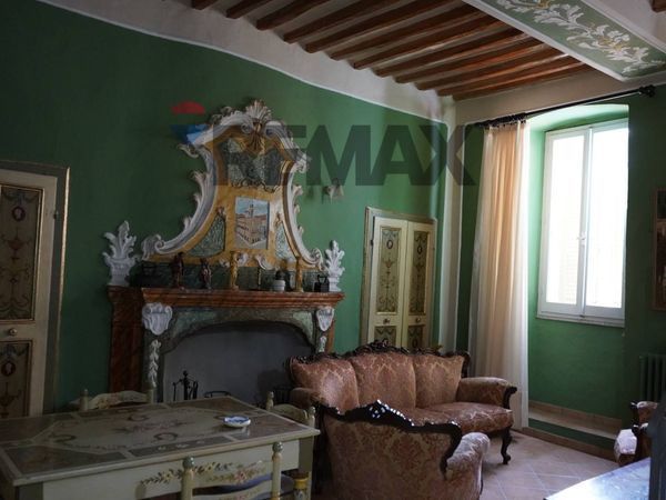 Appartamento Centro Storico, Foligno, PG Affitto