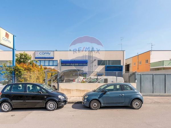 Capannone Industriale Modugno, BA Affitto