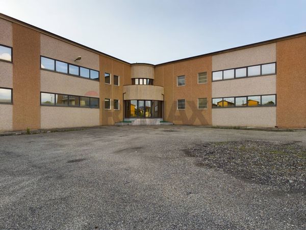 Capannone Industriale Casteggio, PV Vendita