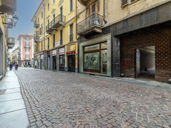 Appartamento Centro, Biella, BI Vendita