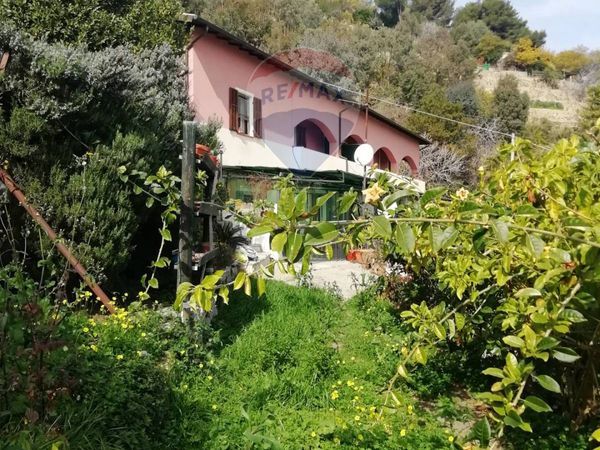 Casa Semindipendente Latte, Ventimiglia, IM Vendita