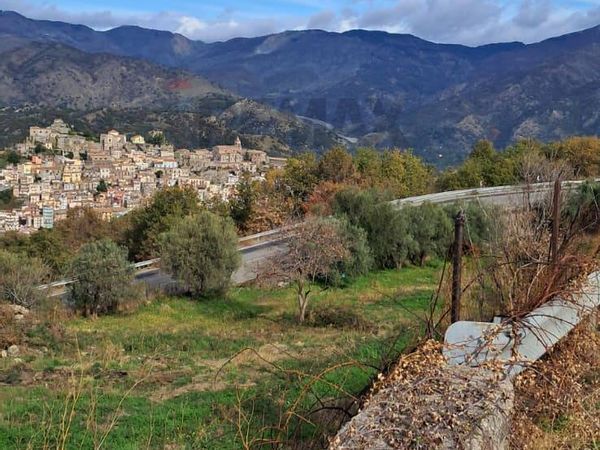 Casa Indipendente Castiglione di Sicilia, CT Vendita - Foto 3