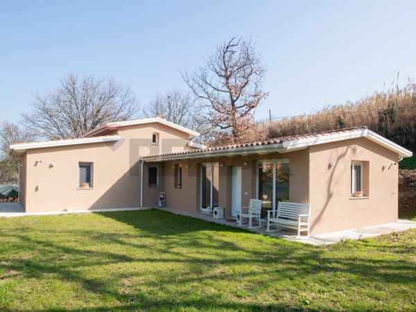 Casa Indipendente Gabriella, Senigallia, AN Vendita