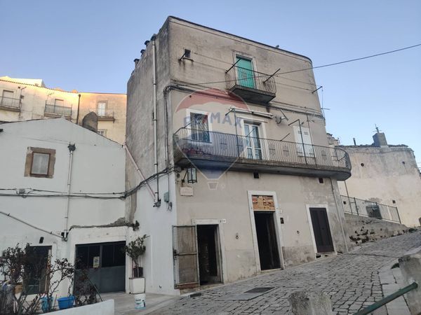 Appartamento Monte Sant'Angelo, FG Vendita