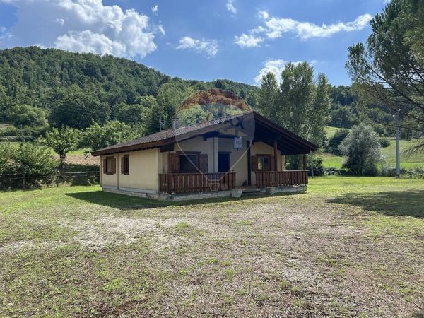 Baita/Chalet/Trullo Valtopina, PG Vendita