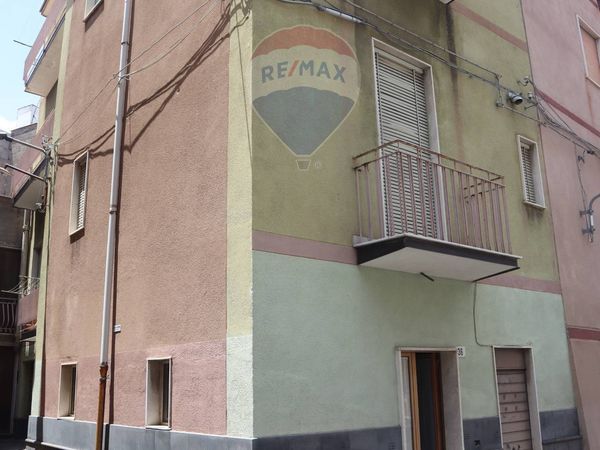 Casa Indipendente Bronte, CT Vendita