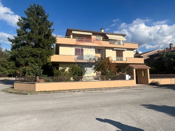 Appartamento Zona Viale Ancona, Foligno, PG Vendita - Foto 2