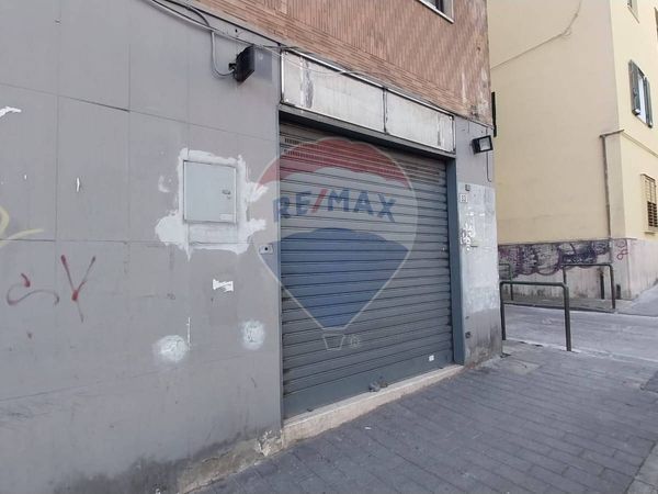 Locale Commerciale Centro, Salerno, SA Affitto - Foto 2