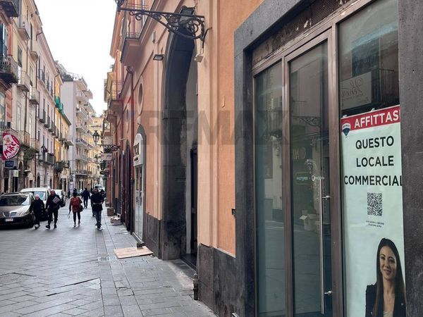 Locale Commerciale Nocera Inferiore, SA Affitto - Foto 3