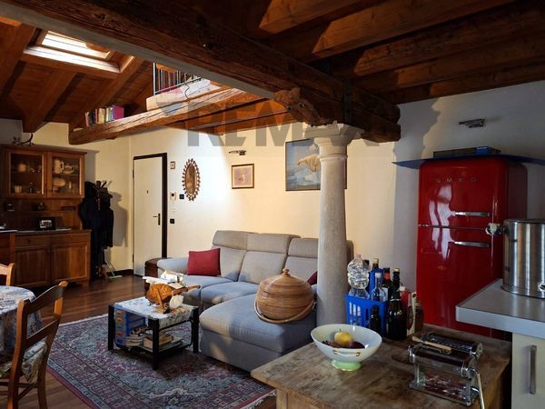 Loft/Open Space Vittorio Veneto, TV Vendita