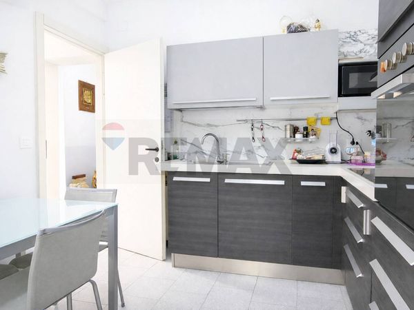 Appartamento Vado Ligure, SV Vendita