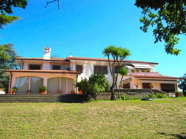 Villa singola Ara Nova, Fiumicino, RM Vendita