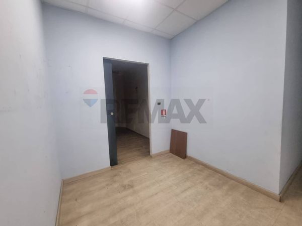 Locale Commerciale Melito di Napoli, NA Affitto - Foto 4