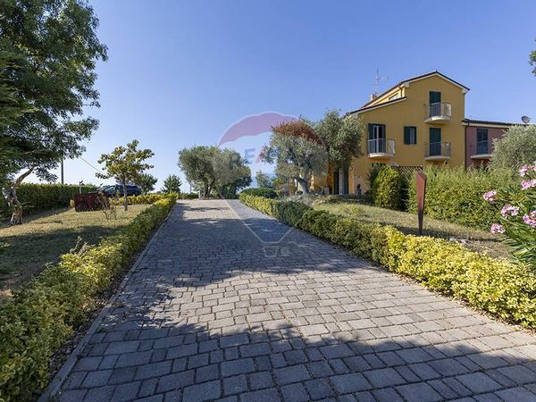 Porzione di villa San Marcello, AN Vendita