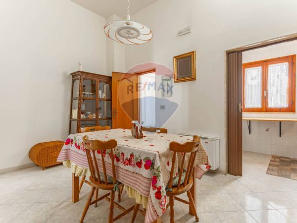 Casa Indipendente Mola di Bari, BA Vendita