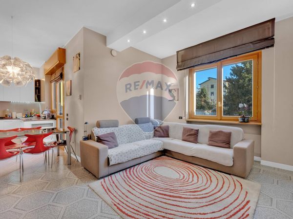 Villa o villino Zona Centro, Rho, MI Vendita