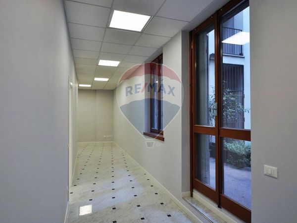 Ufficio Centro Storico, Milano, MI Affitto - Foto 3
