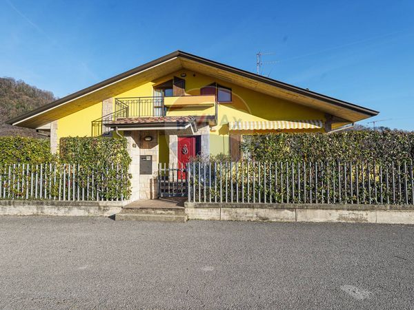 Villa singola Almenno San Salvatore, BG Vendita