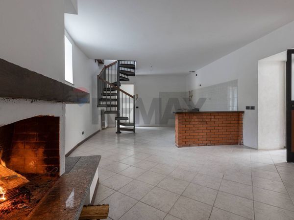 Porzione di casa Centro, Cittiglio, VA Vendita - Foto 2