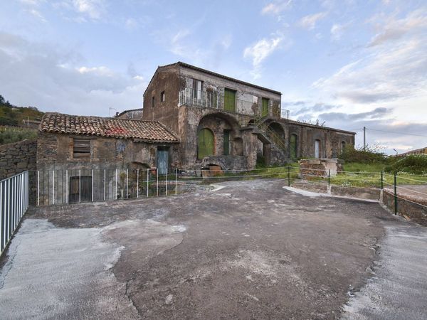 Rustico Milo, CT Vendita