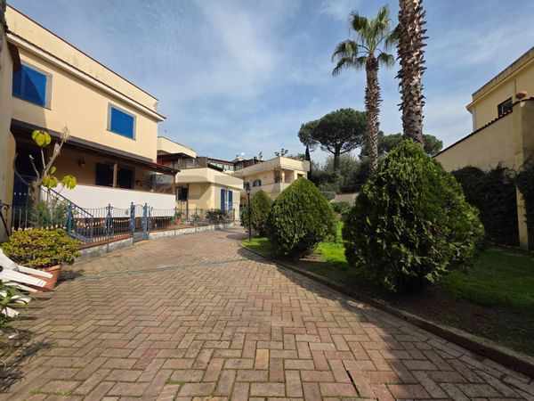 Casa Semindipendente Centro, Casoria, NA Vendita