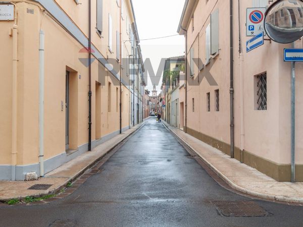 Casa Indipendente Centro, Carpi, MO Vendita - Foto 4