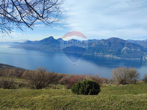 Appartamento Brenzone sul Garda, VR Vendita