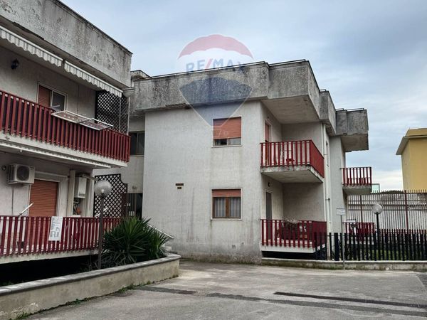 Appartamento Carinola, CE Vendita