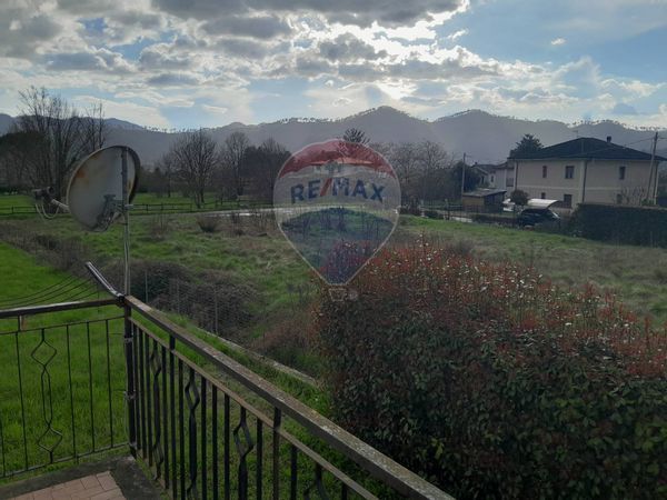 Appartamento Brugnato, SP Vendita