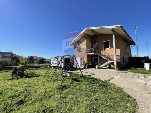 Casa Indipendente Cava Manara, PV Vendita