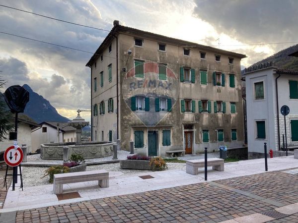 Appartamento Castello Lavazzo, Longarone, BL Vendita