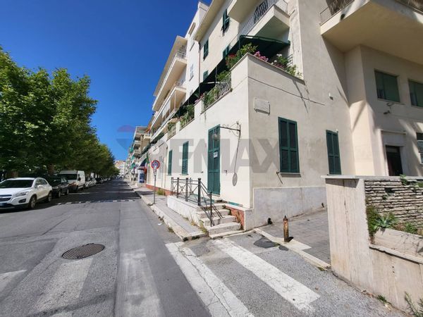 Appartamento Centro, Anzio, RM Vendita