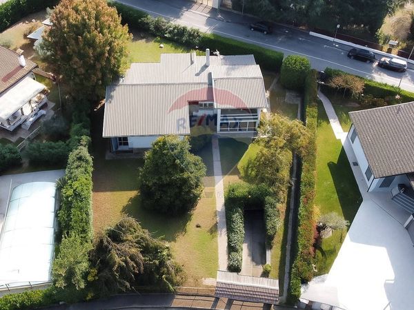 Villa singola Cassina de' Pecchi, MI Vendita