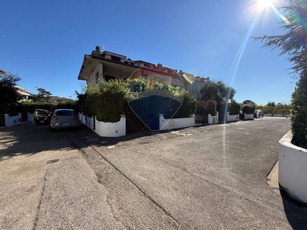 Villa a schiera Gianola, Formia, LT Vendita