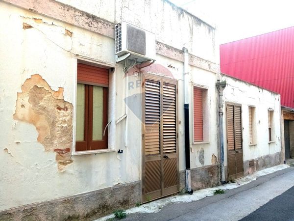 Casa Indipendente Sortino, SR Vendita