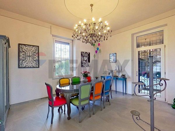 Villa singola Biandronno, VA Vendita
