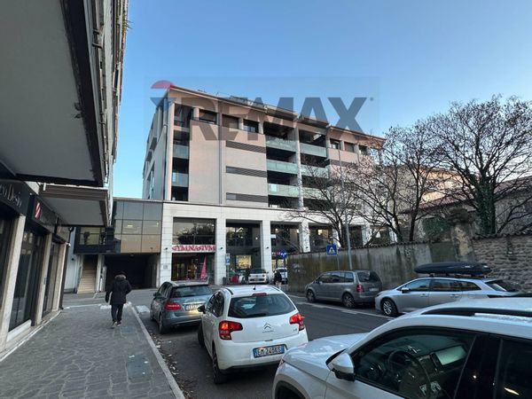 Appartamento Villafranca di Verona, VR Vendita