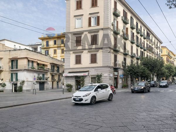 Locale Commerciale San Lorenzo, Napoli, NA Vendita - Foto 2