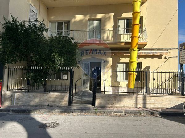 Commerciale Altro Favara, AG Affitto