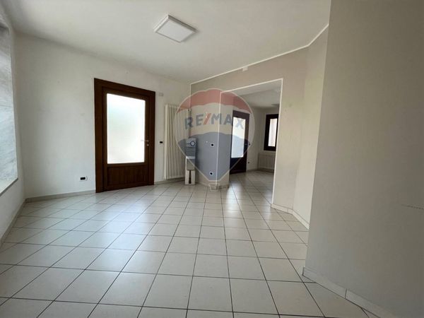 Ufficio Alano di Piave, Setteville, BL Affitto - Foto 4