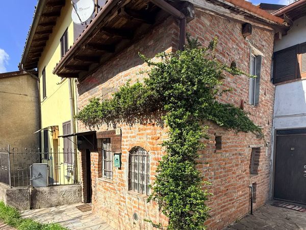 Casa Semindipendente Cura Carpignano, PV Vendita