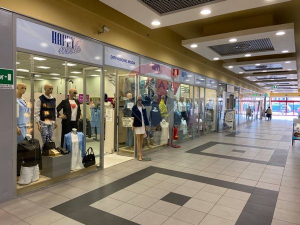 Locale Commerciale Tradate, VA Affitto - Foto 2