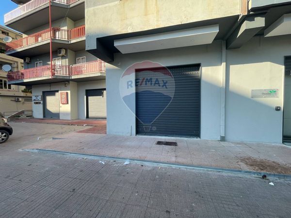 Locale Commerciale Corigliano Calabro Stazione, Corigliano-Rossano, CS Affitto - Foto 4