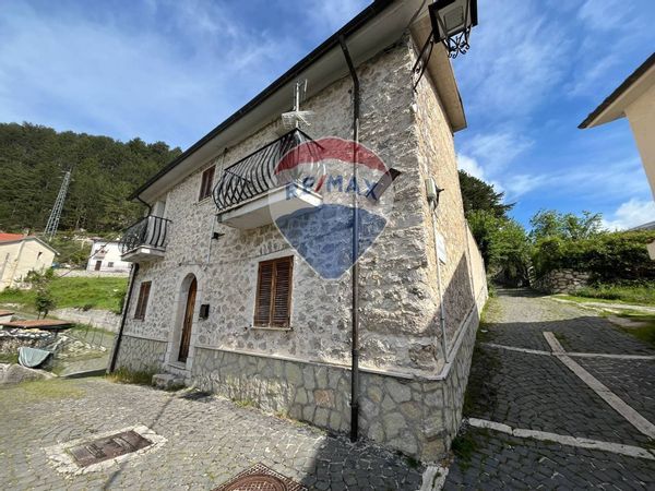 Casa Indipendente Villetta Barrea, AQ Vendita