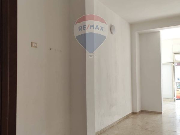 Locale Commerciale Zona pregiata, Trapani, TP Affitto - Foto 3